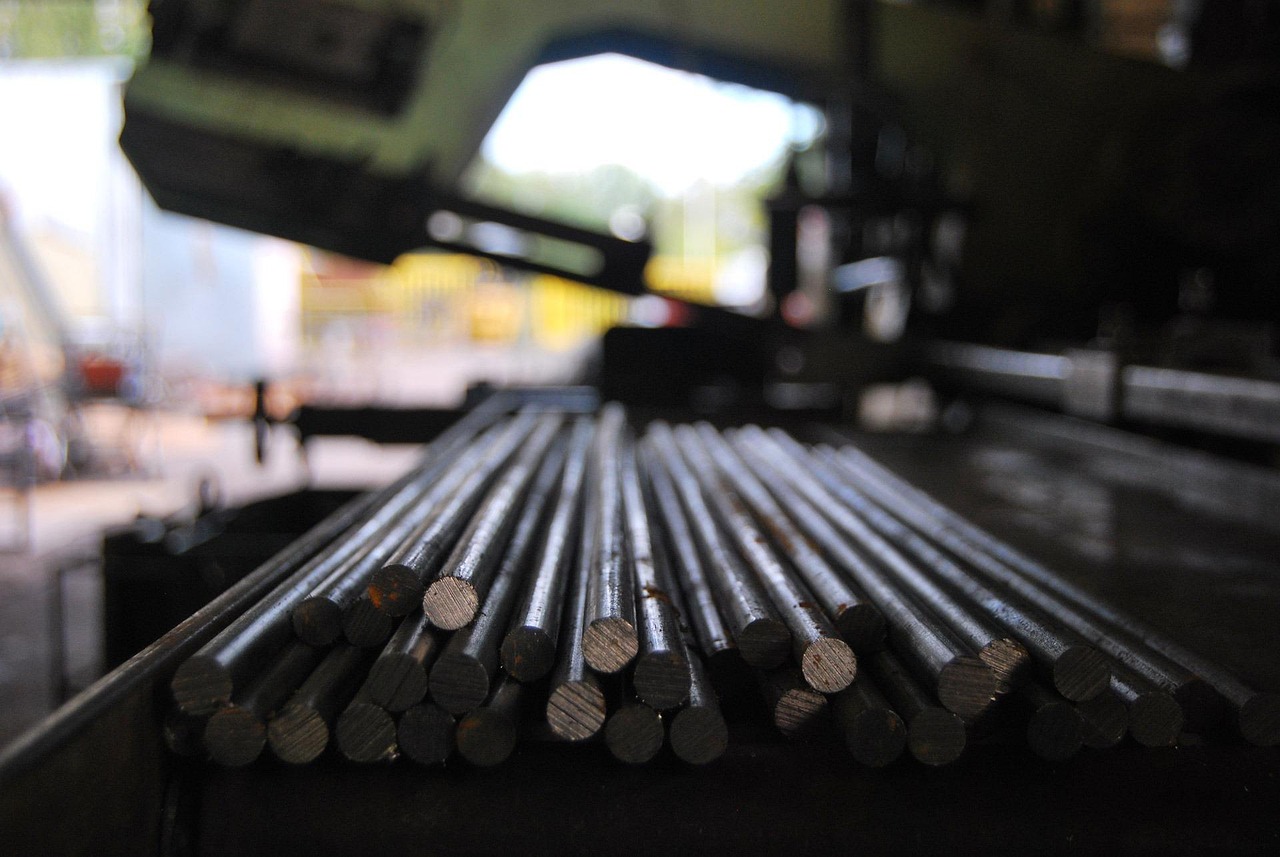 Tapered End Mills for Mold and Die Manufacturing